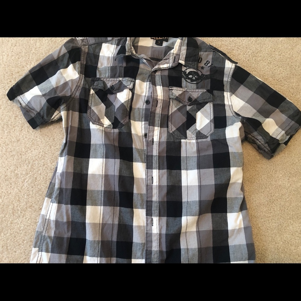 Men’s Helix button down